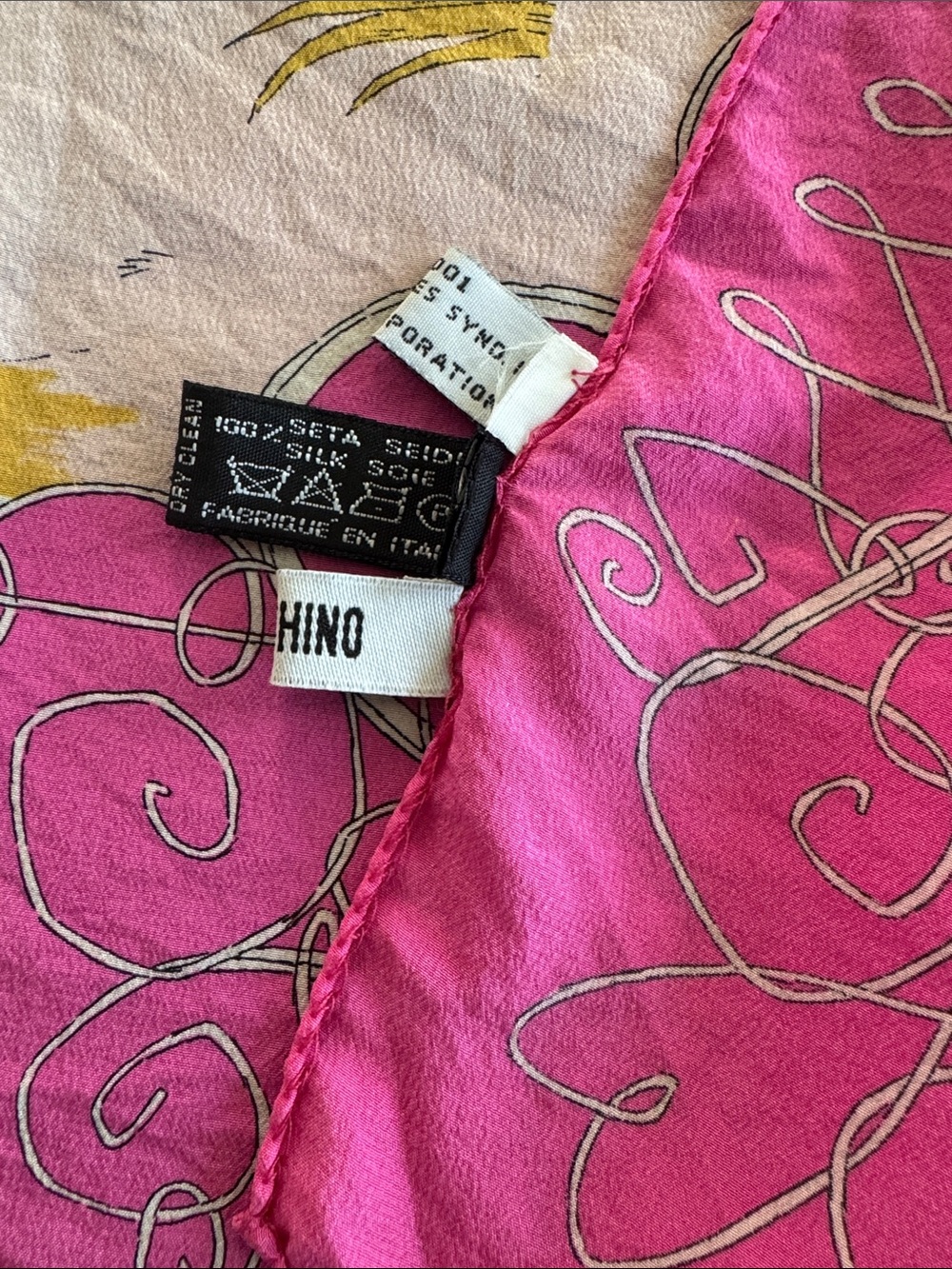 VTG 2001 Moschino Pink Silk Scarf Popeye Olive Oyl In Love We Trust - Picture 9 of 12